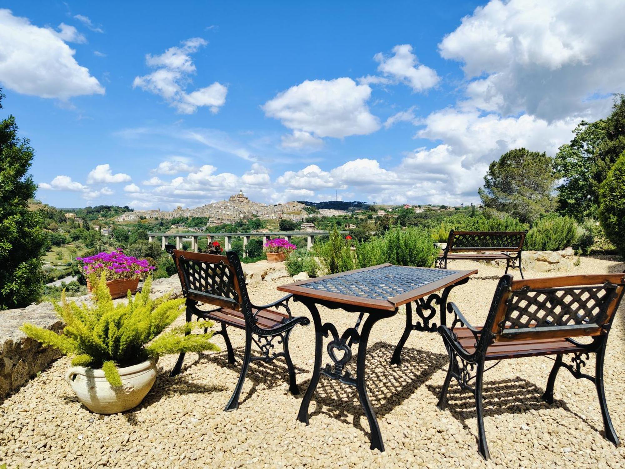 Panorama Suite Piazza Armerina Bagian luar foto